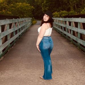 Meet your Posher, Sydney